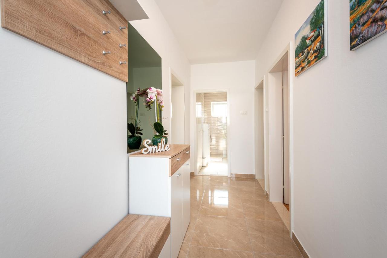 Apartman Galov Metković Exterior foto