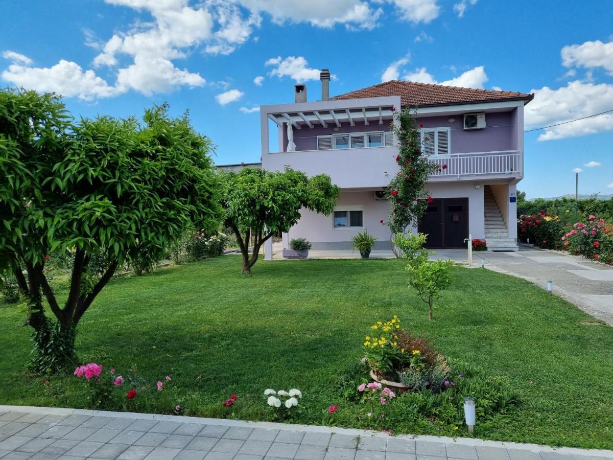 Apartman Galov Metković Exterior foto